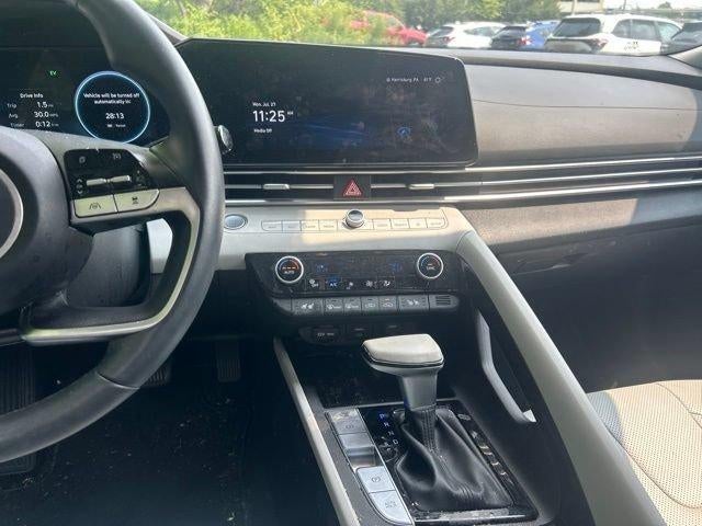 2023 Hyundai ELANTRA HYBRID Limited DCT