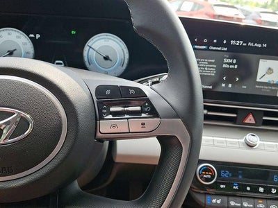 2023 Hyundai ELANTRA HYBRID Limited DCT