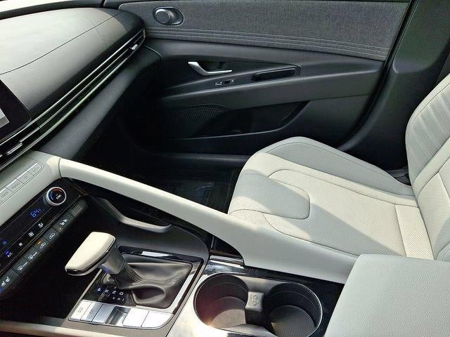 2023 Hyundai ELANTRA HYBRID Limited DCT
