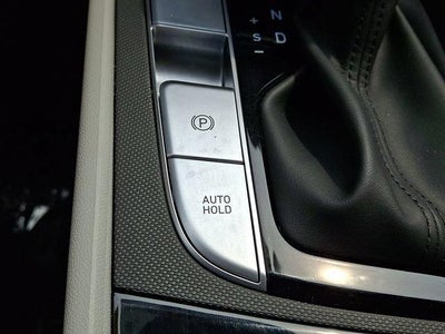 2023 Hyundai ELANTRA HYBRID Limited DCT