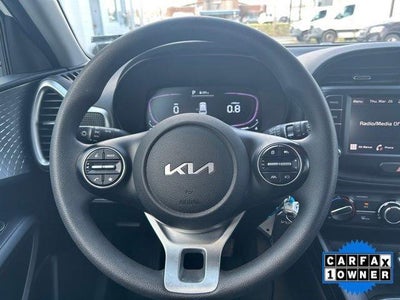 2023 Kia Soul LX IVT