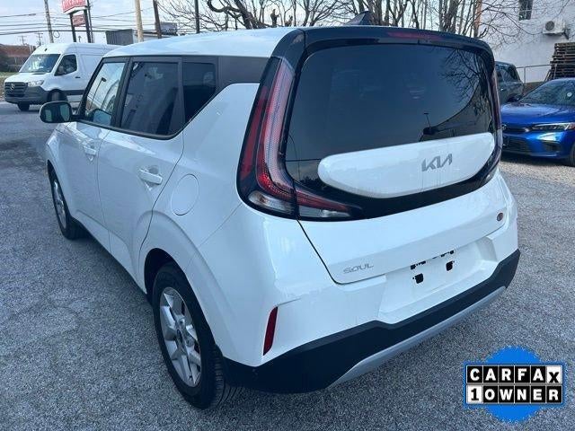2023 Kia Soul LX IVT