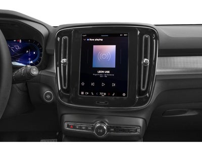 2025 Volvo XC40 B5 AWD Plus Bright Theme