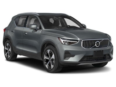 2025 Volvo XC40 B5 AWD Plus Bright Theme
