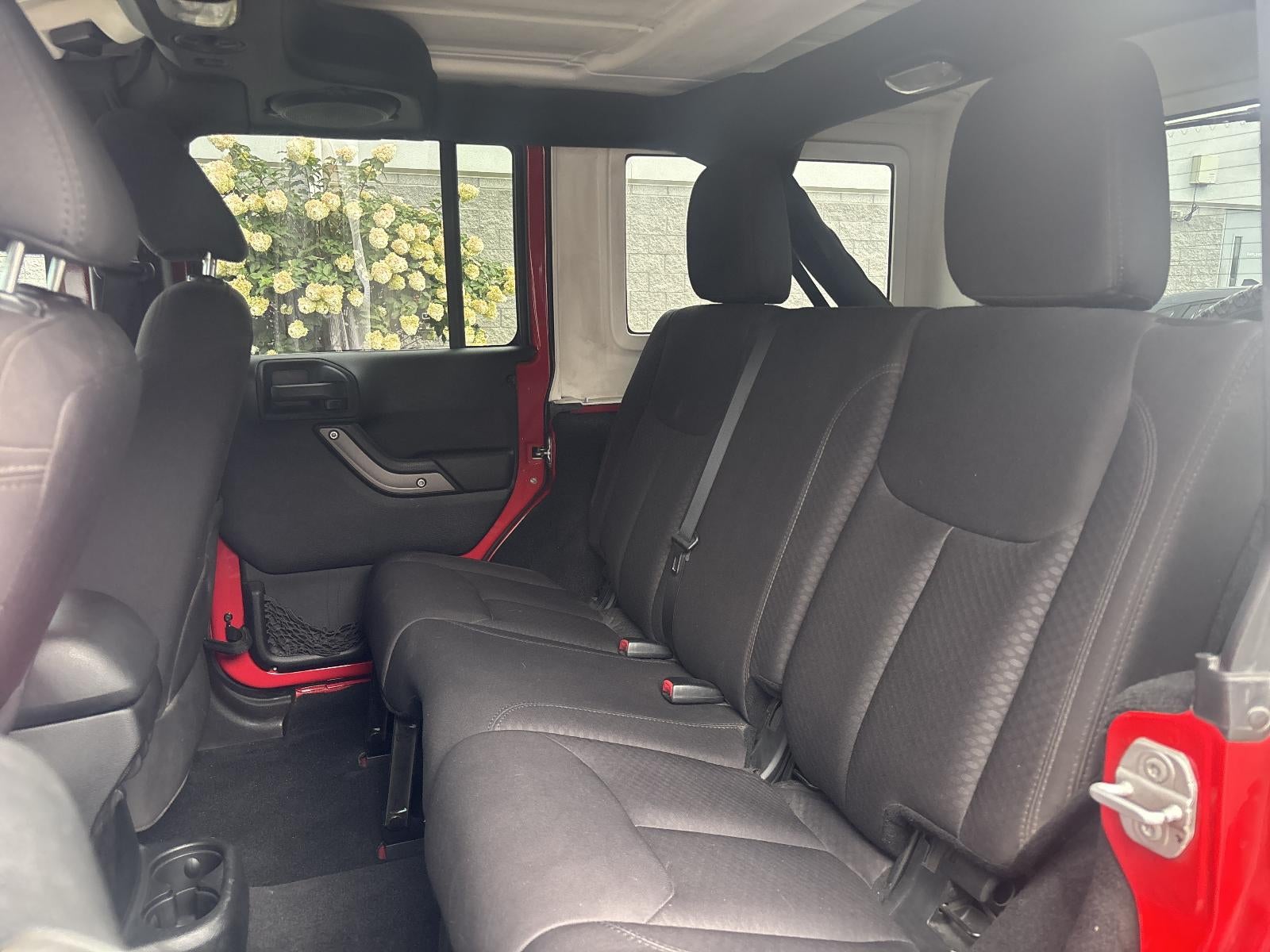 2014 Jeep Wrangler Unlimited 4WD 4dr Sport