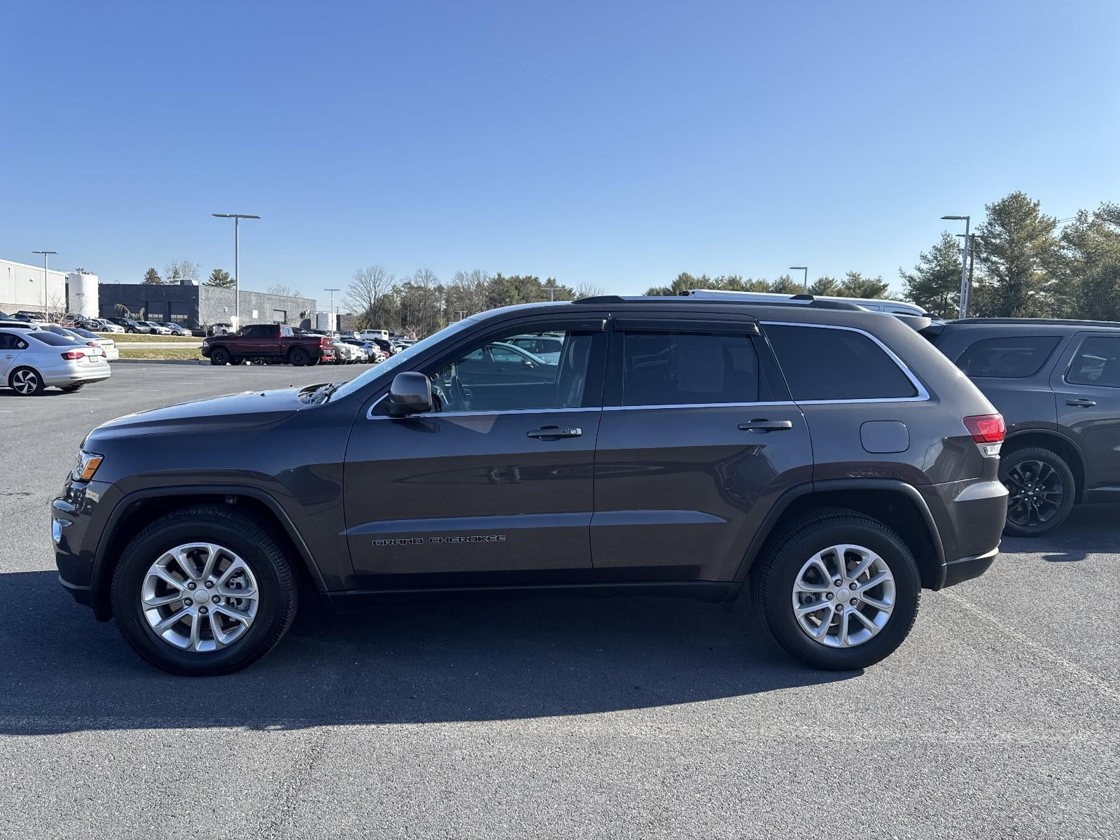 2021 Jeep Grand Cherokee Laredo X 4x4