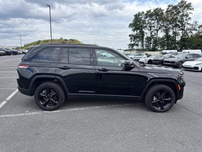 2023 Jeep Grand Cherokee Altitude 4x4