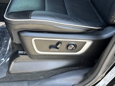 2023 RAM 1500 Laramie 4x4 Crew Cab 5'7" Box