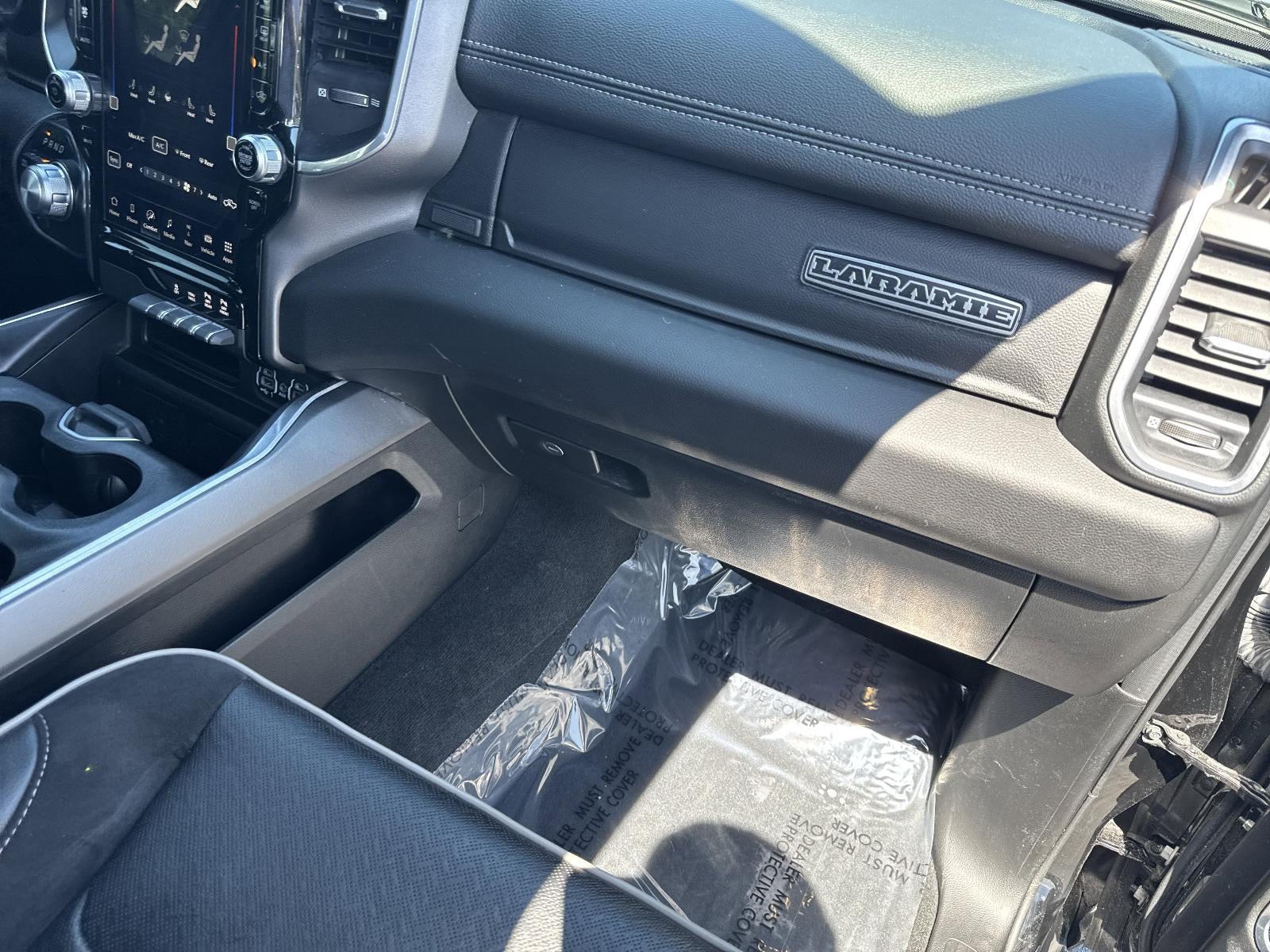 2023 RAM 1500 Laramie 4x4 Crew Cab 5'7" Box