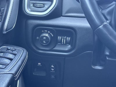 2023 RAM 1500 Laramie 4x4 Crew Cab 5'7" Box