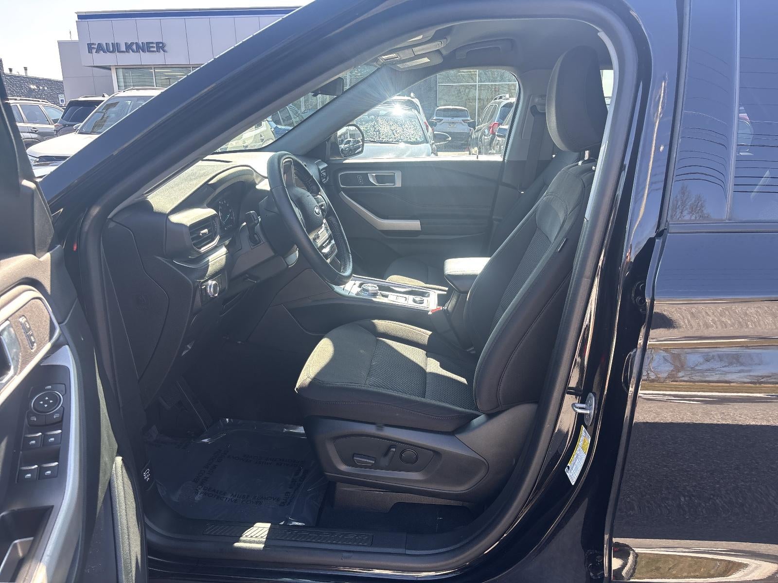 2022 Ford Explorer XLT 4WD