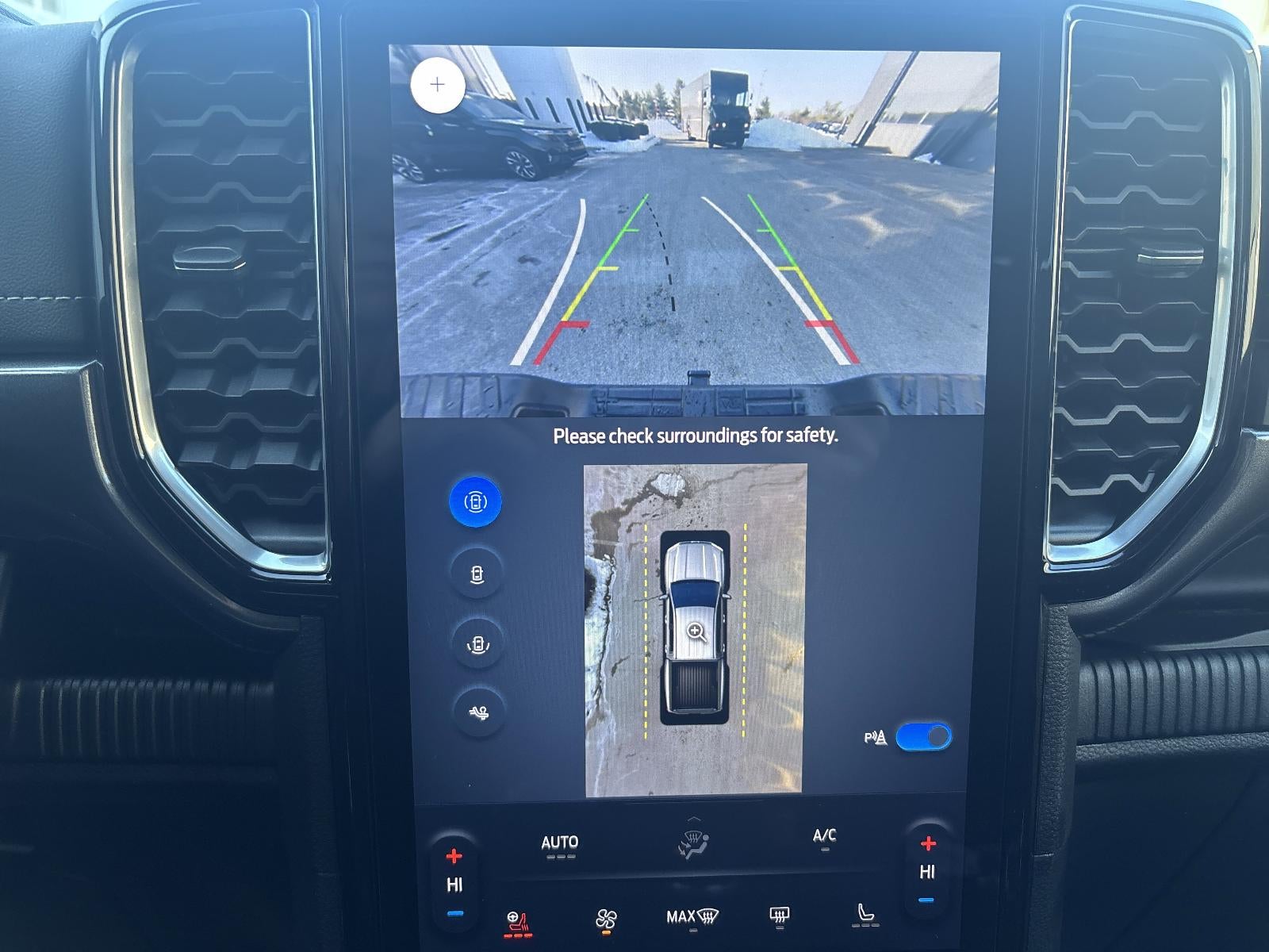 2025 Ford Ranger LARIAT 4WD SuperCrew 5' Box