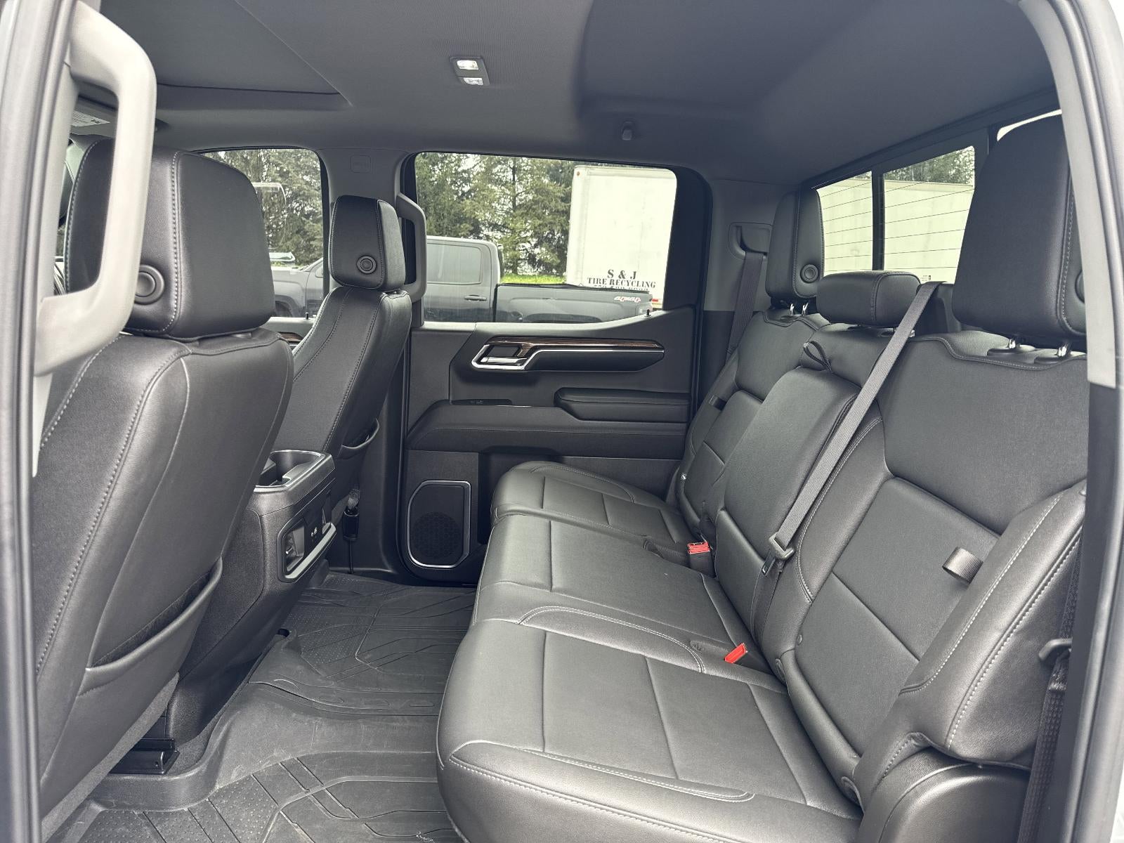 2024 Chevrolet Silverado 1500 Crew Cab Short Box 4-Wheel Drive RST