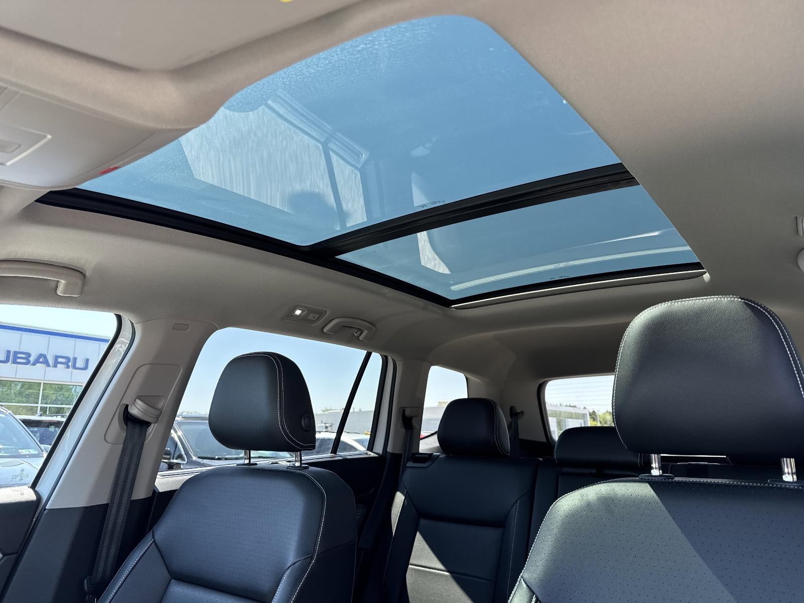 2023 Volkswagen Atlas 3.6L V6 SE w/Technology 4MOTION