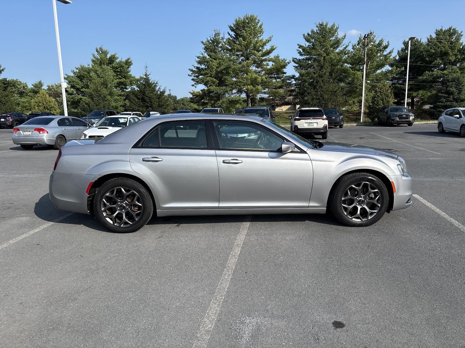 2016 Chrysler 300 4dr Sdn 300S AWD