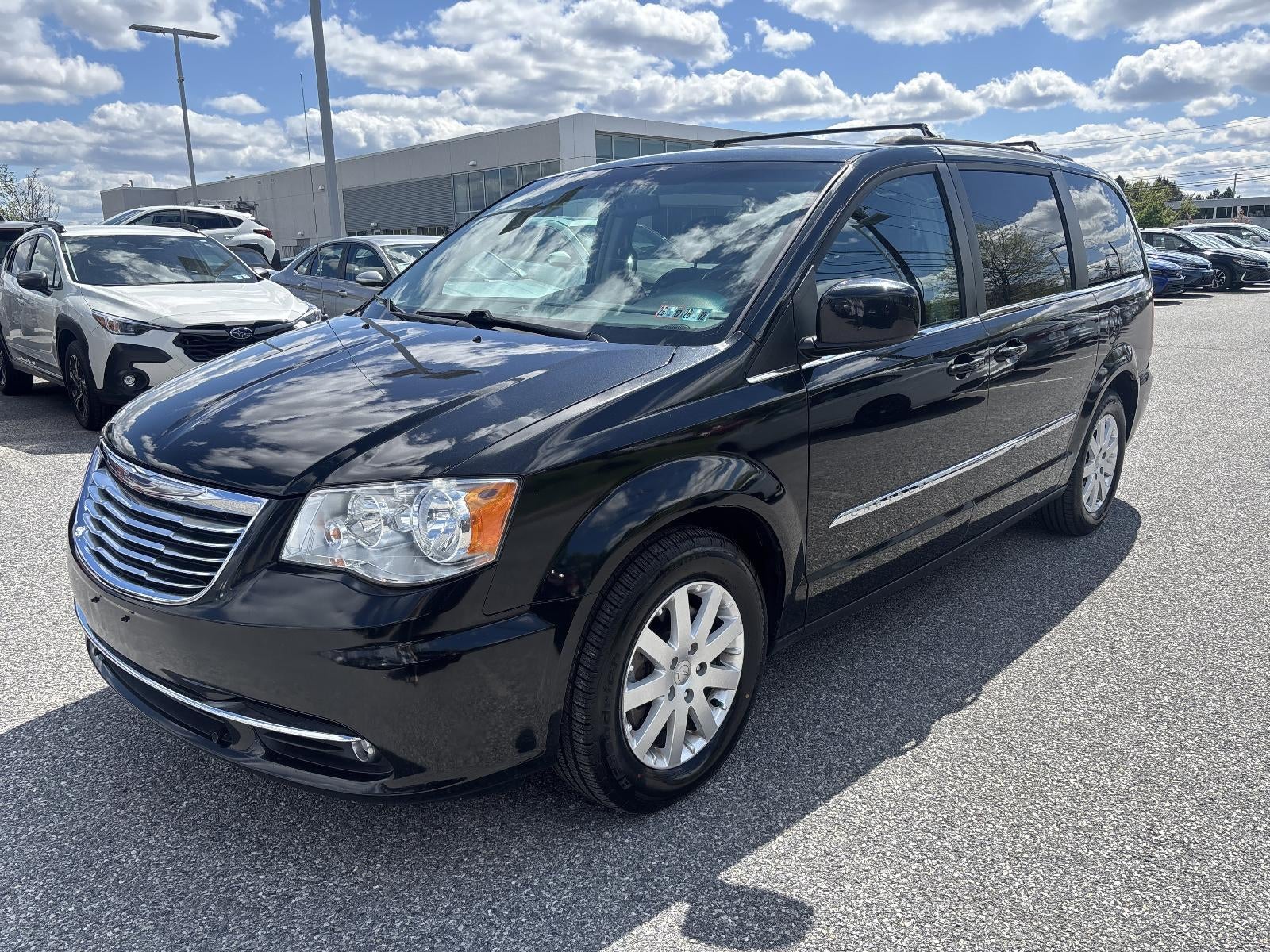 2015 Chrysler Town & Country 4dr Wgn Touring