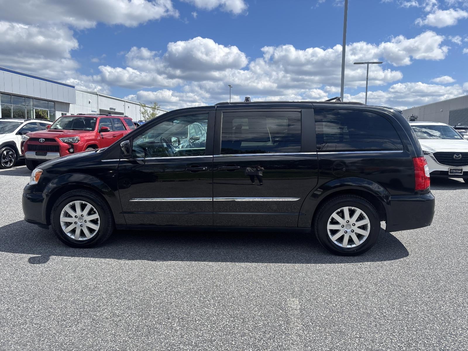 2015 Chrysler Town & Country 4dr Wgn Touring