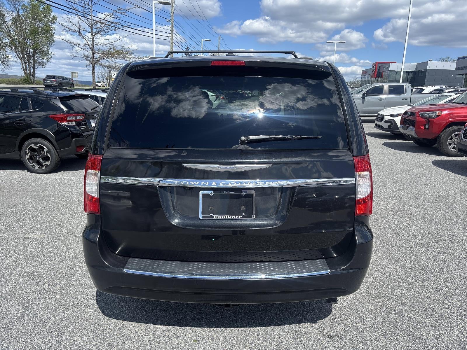 2015 Chrysler Town & Country 4dr Wgn Touring