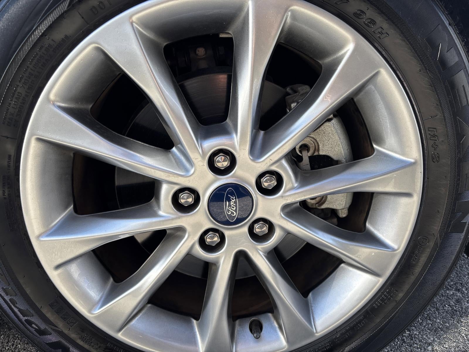 2017 Ford Fusion SE FWD