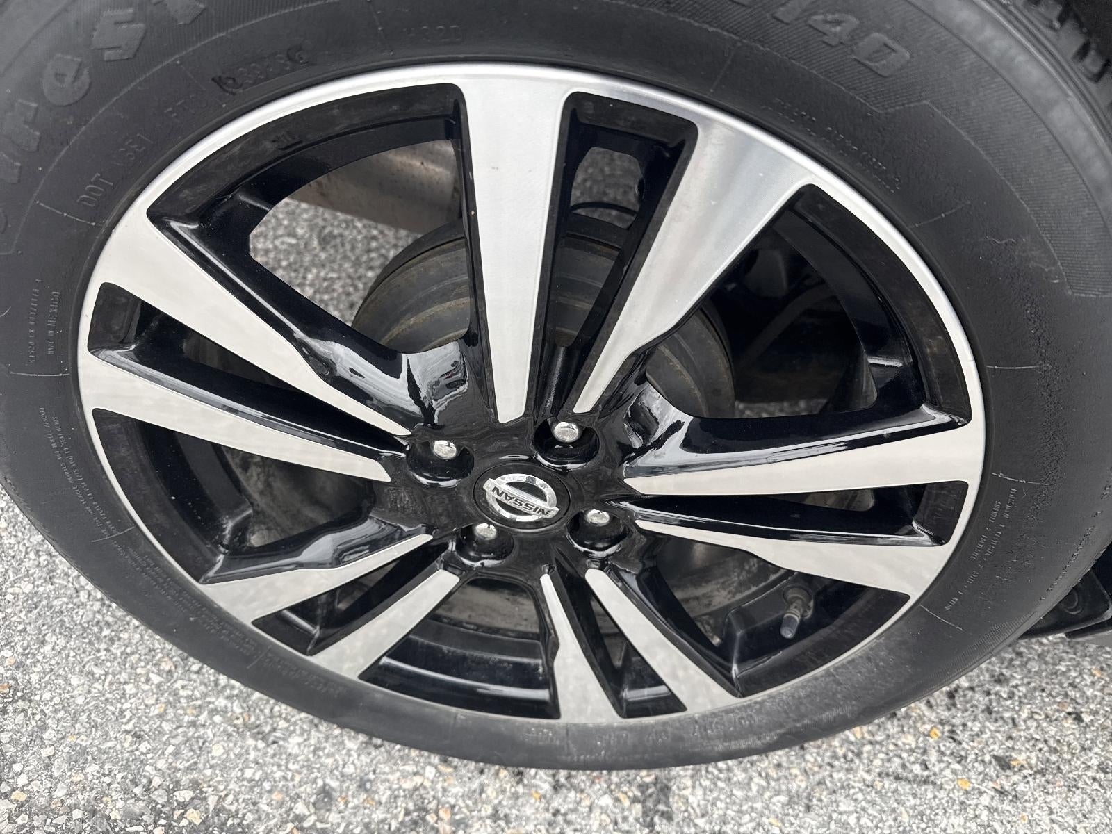 2018 Nissan Kicks SV FWD