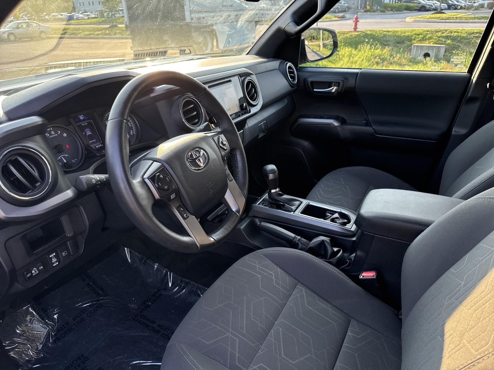 2019 Toyota Tacoma 4WD 4WD TRD Off Road Double Cab 5' Bed V6 AT (Natl)