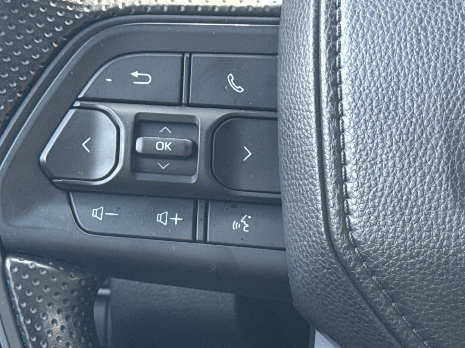 2025 Toyota Tacoma 4WD 4WD SR5 Double Cab 6' Bed AT (Natl)