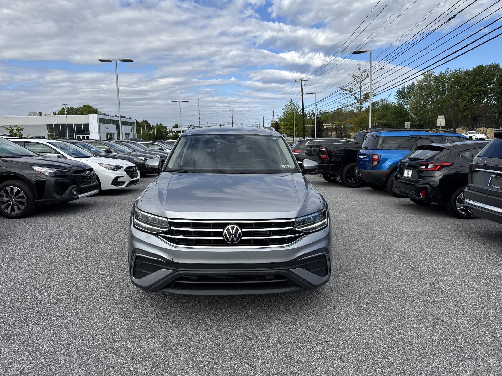 2023 Volkswagen Tiguan 2.0T SE FWD