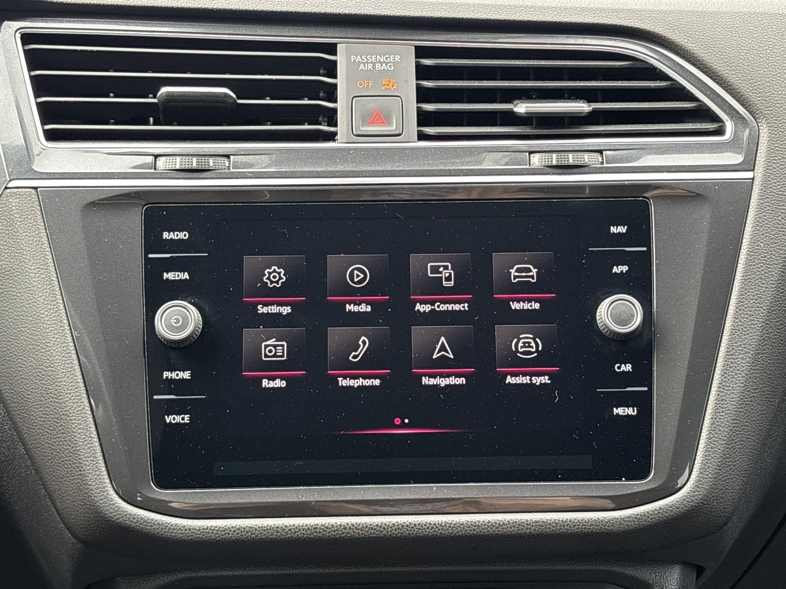 2022 Volkswagen Tiguan 2.0T SEL R-Line 4MOTION
