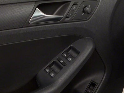 2013 Volkswagen Jetta 4dr Auto Base Sedan