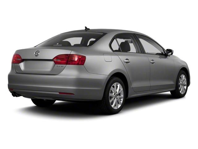 2013 Volkswagen Jetta 4dr Auto Base Sedan