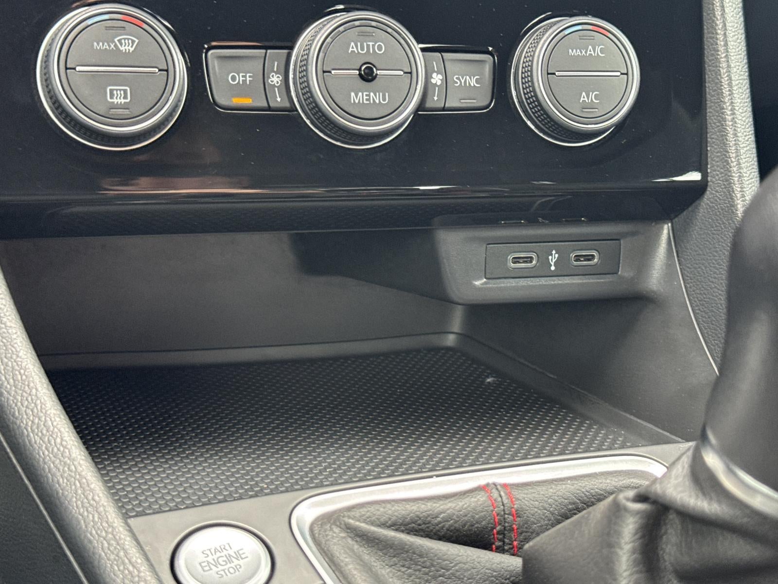 2020 Volkswagen Jetta GLI S Manual