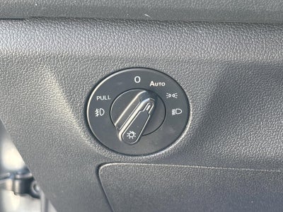 2019 Volkswagen Jetta R-Line Auto w/SULEV