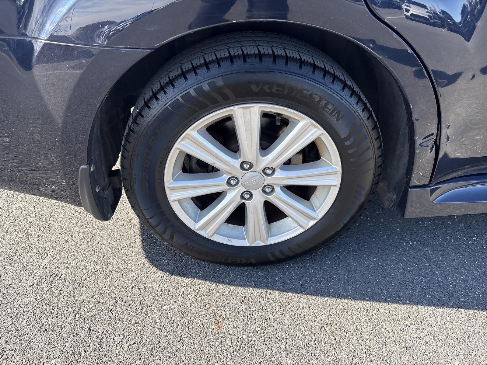 2012 Subaru Legacy 2.5i Automatic Premium