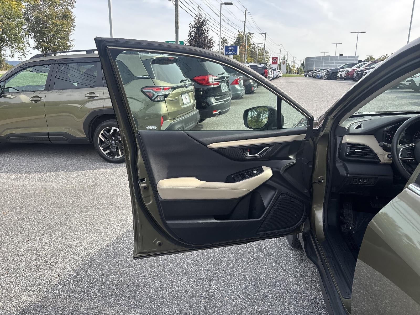 2022 Subaru Outback Premium CVT