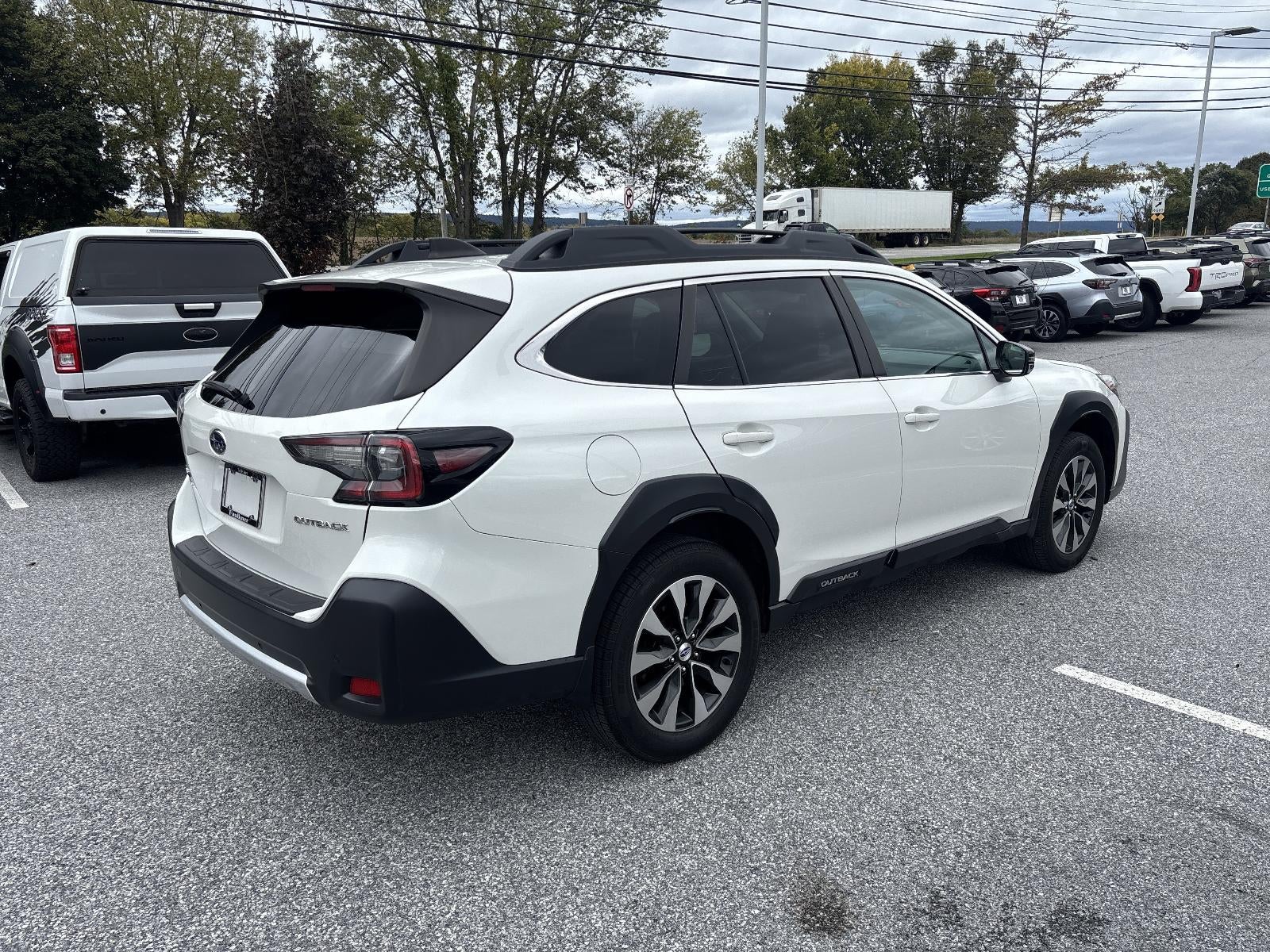 2023 Subaru Outback Limited CVT