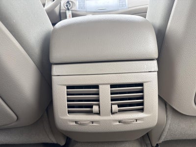 2010 Toyota Avalon 4dr Sdn XLS (Natl)