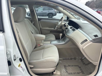 2010 Toyota Avalon 4dr Sdn XLS (Natl)