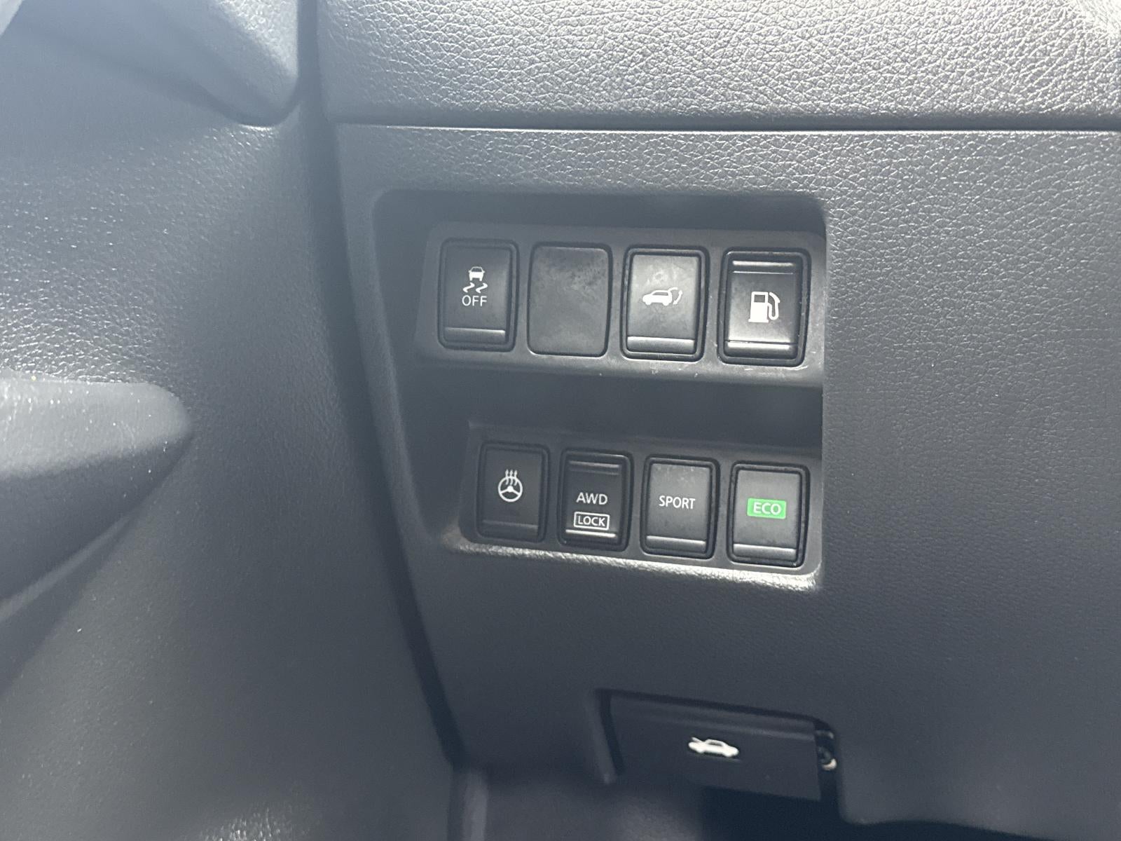 2018 Nissan Rogue AWD SV