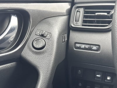 2018 Nissan Rogue AWD SV