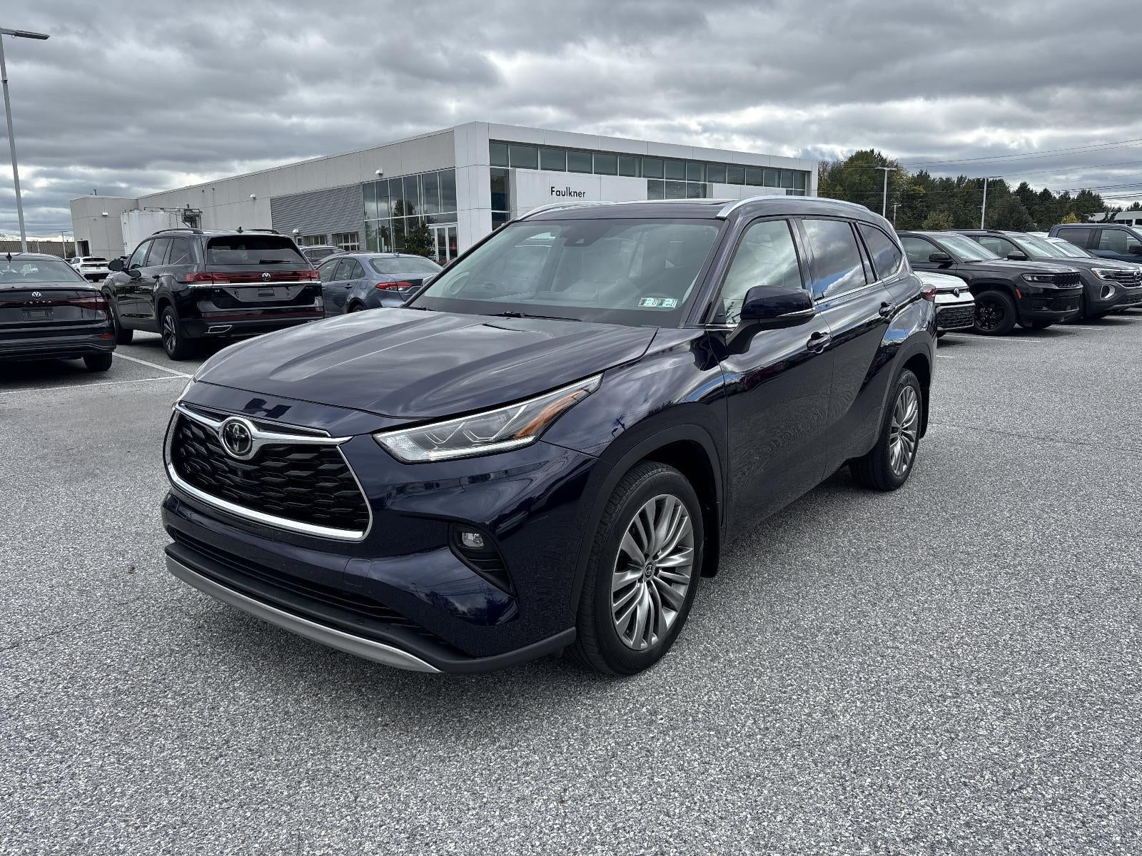 2021 Toyota Highlander Platinum AWD (Natl)