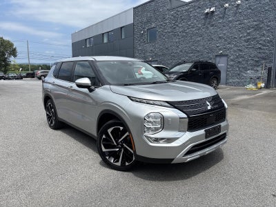 2022 Mitsubishi Outlander Black Edition S-AWC
