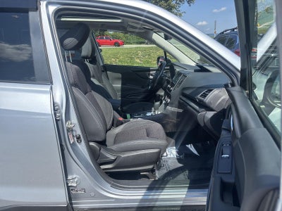 2020 Subaru Forester Premium CVT
