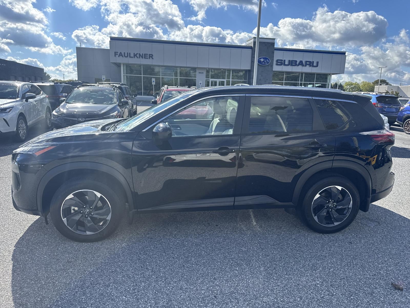 2024 Nissan Rogue AWD SV
