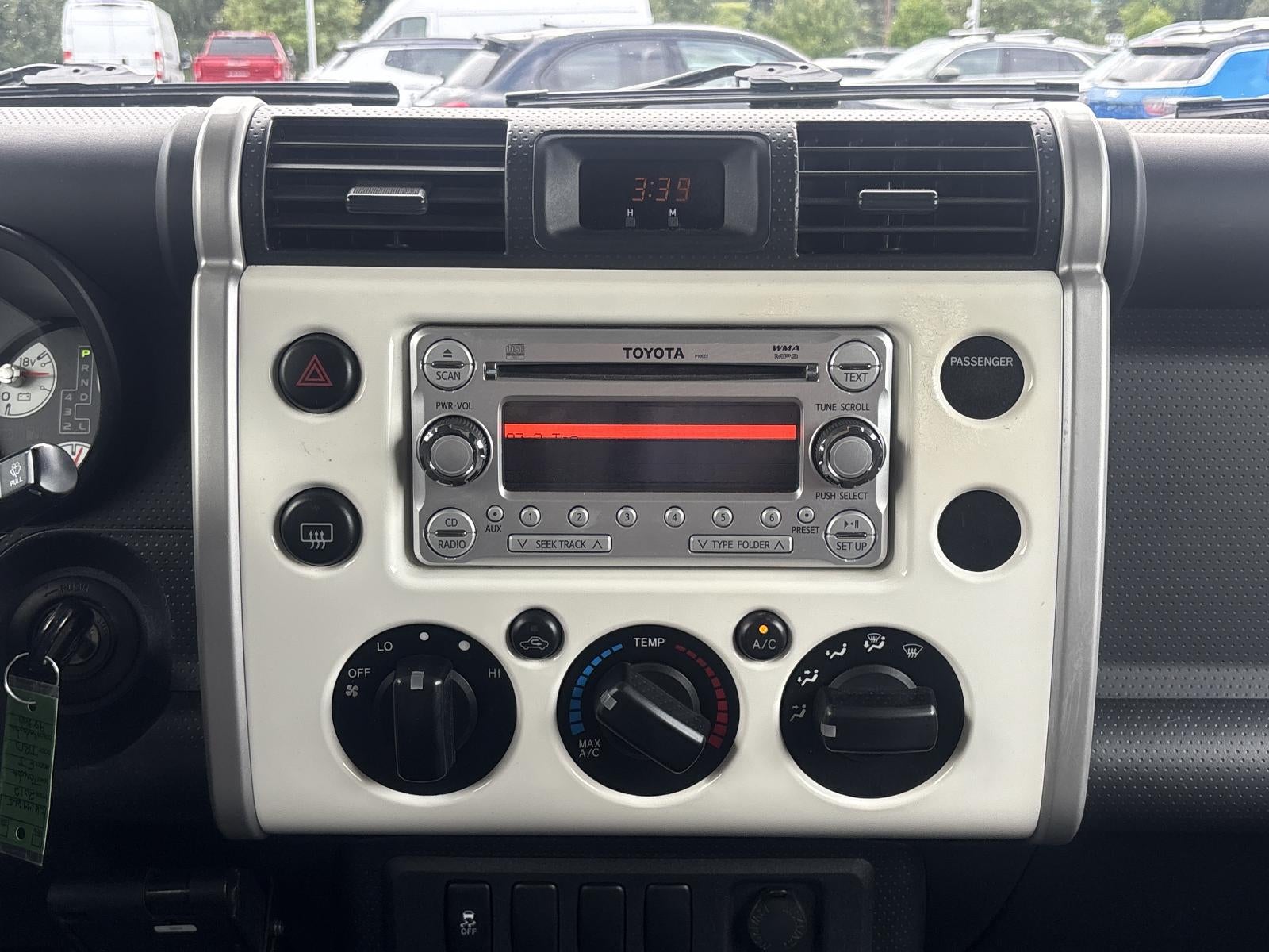 2012 Toyota FJ Cruiser 4WD 4dr Auto (Natl)