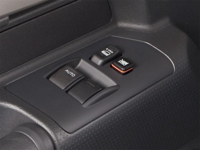 2012 Toyota FJ Cruiser 4WD 4dr Auto (Natl)