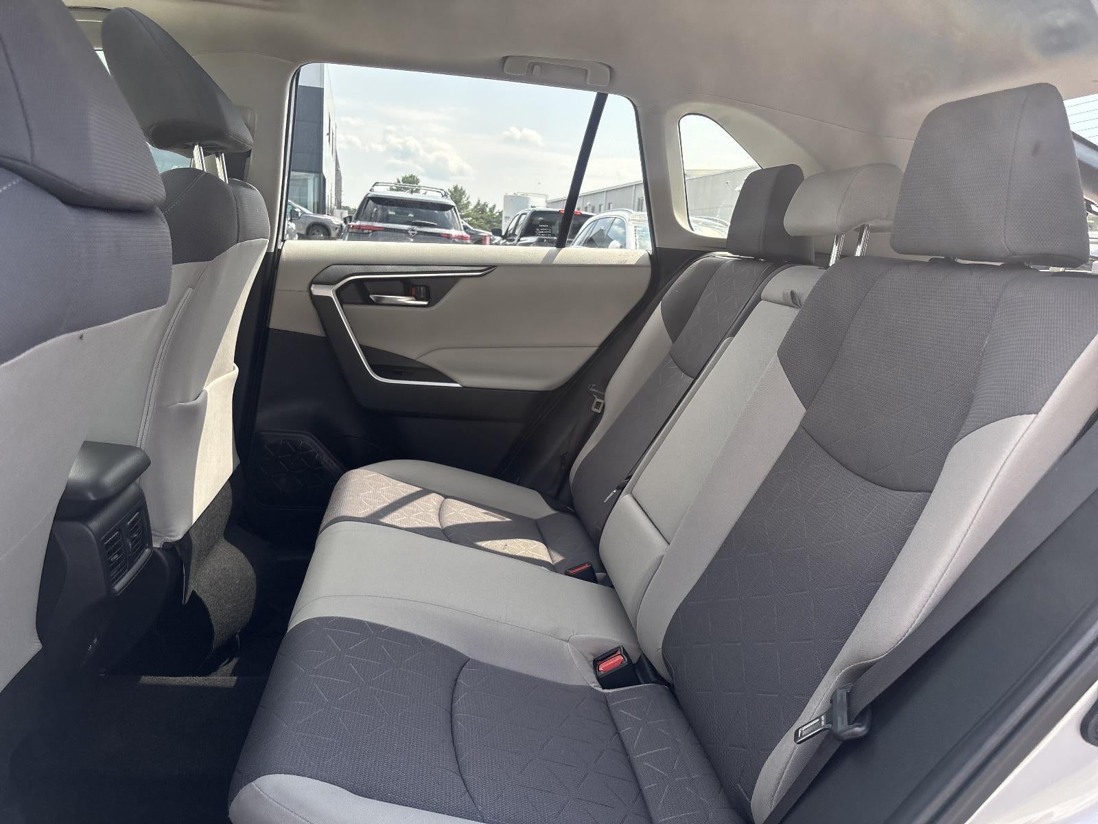 2023 Toyota RAV4 Hybrid XLE AWD (Natl)