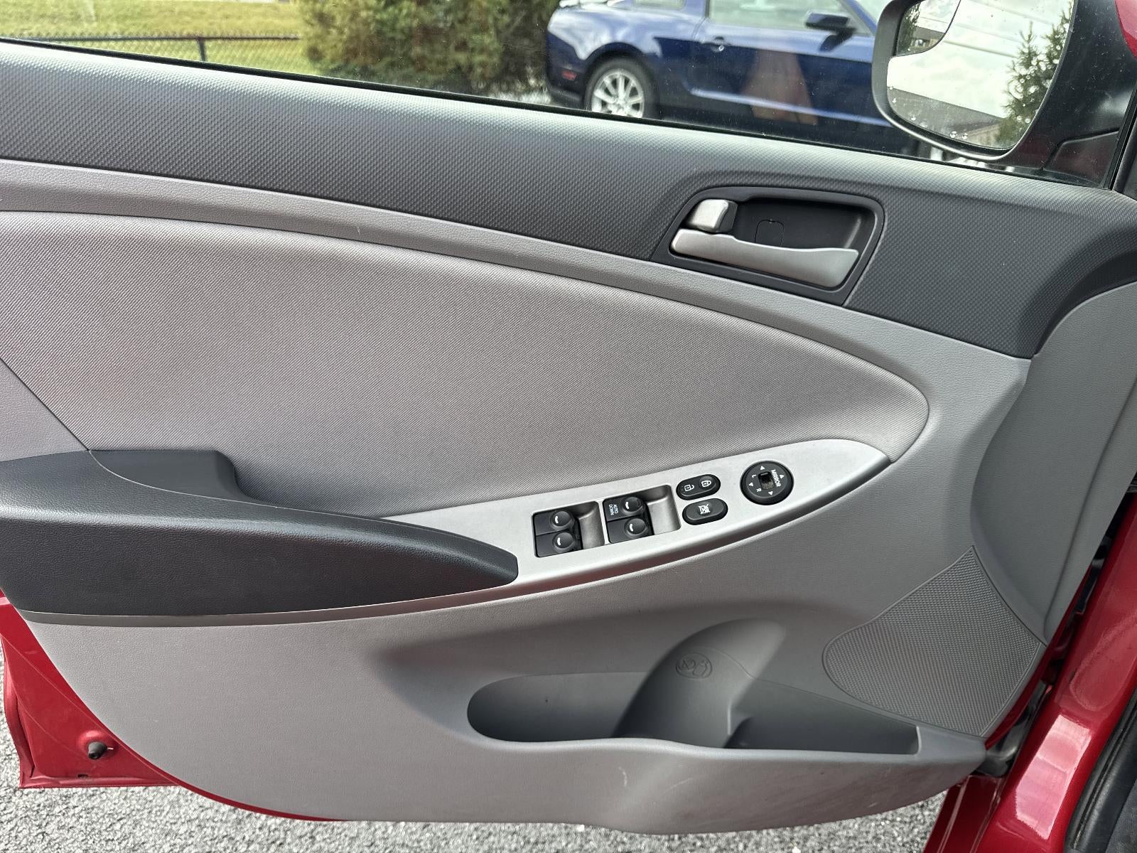 2016 Hyundai ACCENT 5Dr HB Auto SE