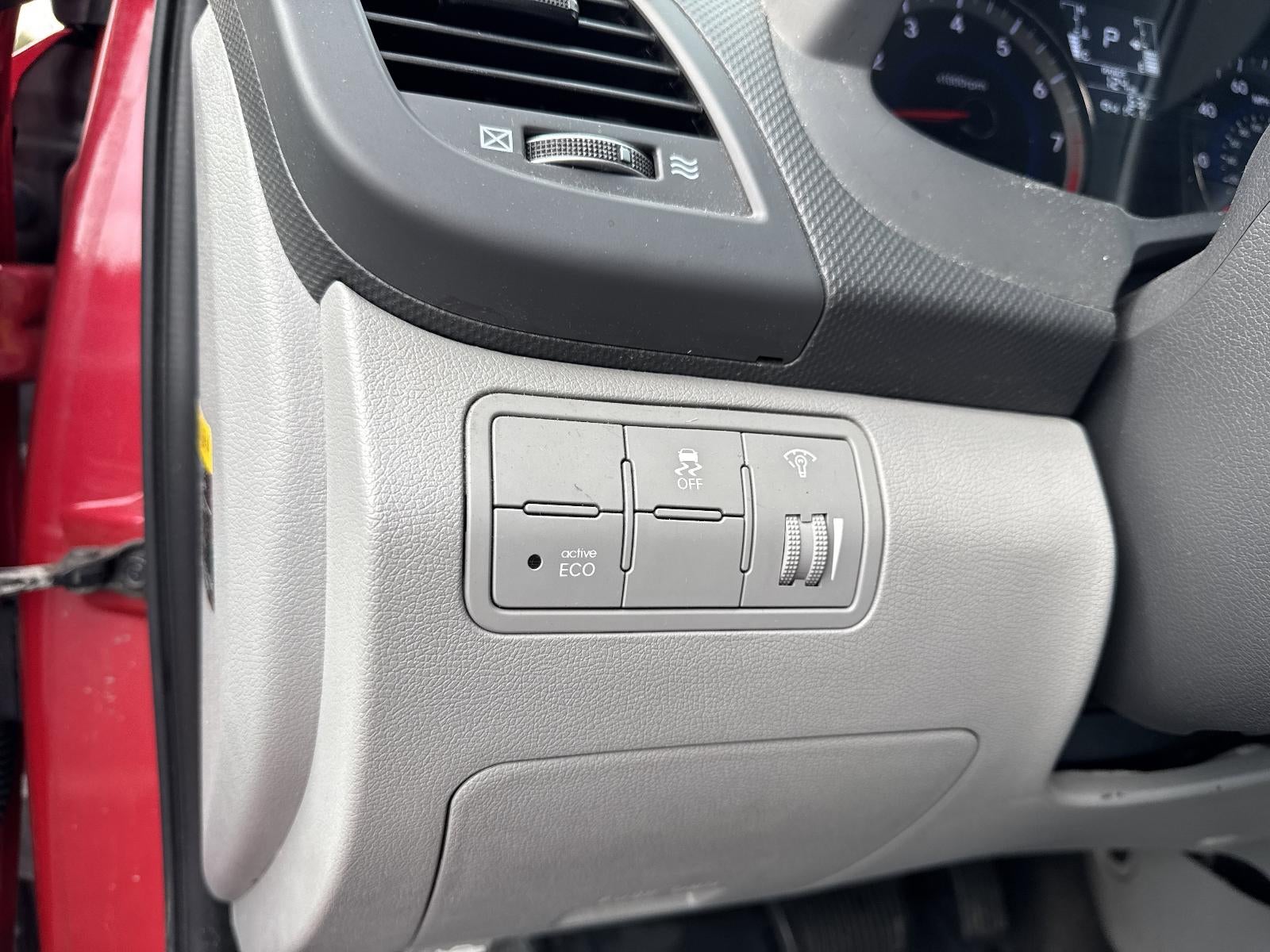 2016 Hyundai ACCENT 5Dr HB Auto SE