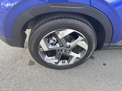 2024 Hyundai VENUE SEL IVT