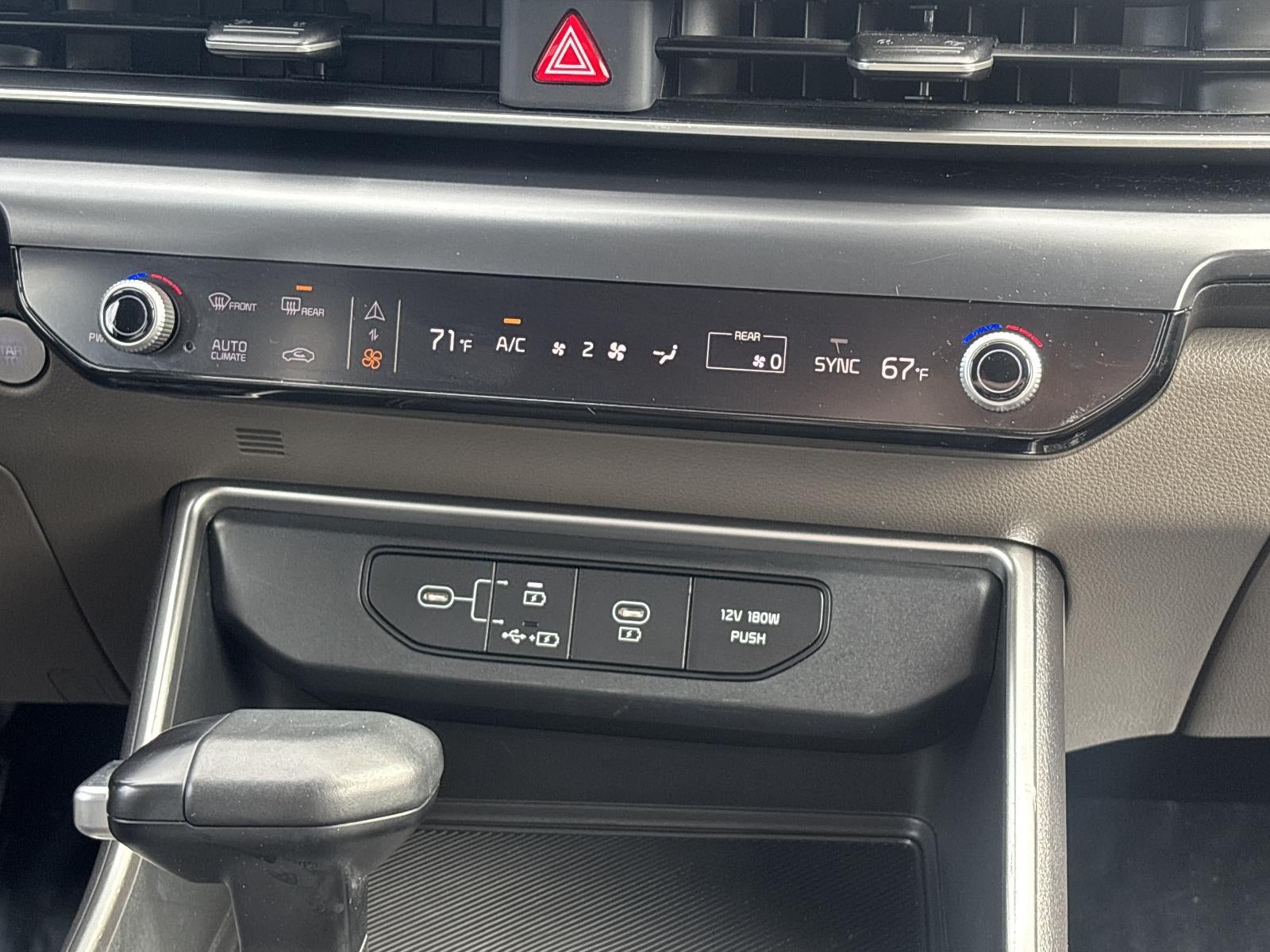 2025 Kia Carnival LXS FWD